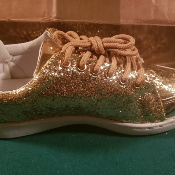 Forever 21 Shoes New Women Gold Metallic Glitter Sneakers Shoes Poshmark